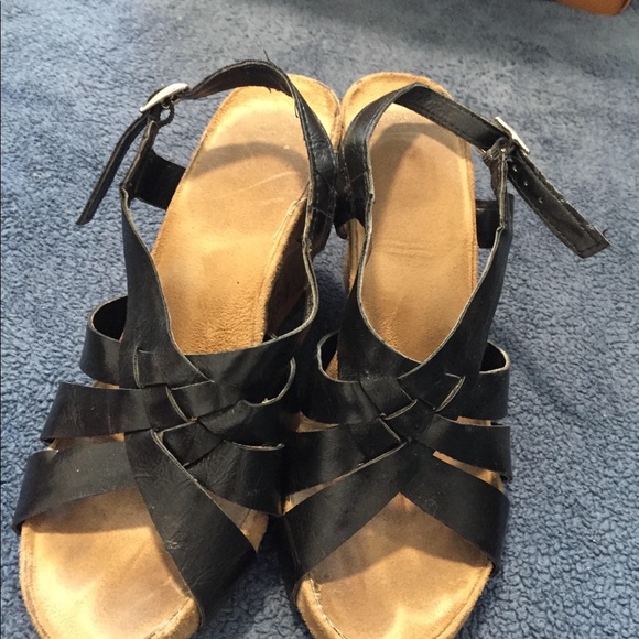 Sandals - Picture 5 of 6